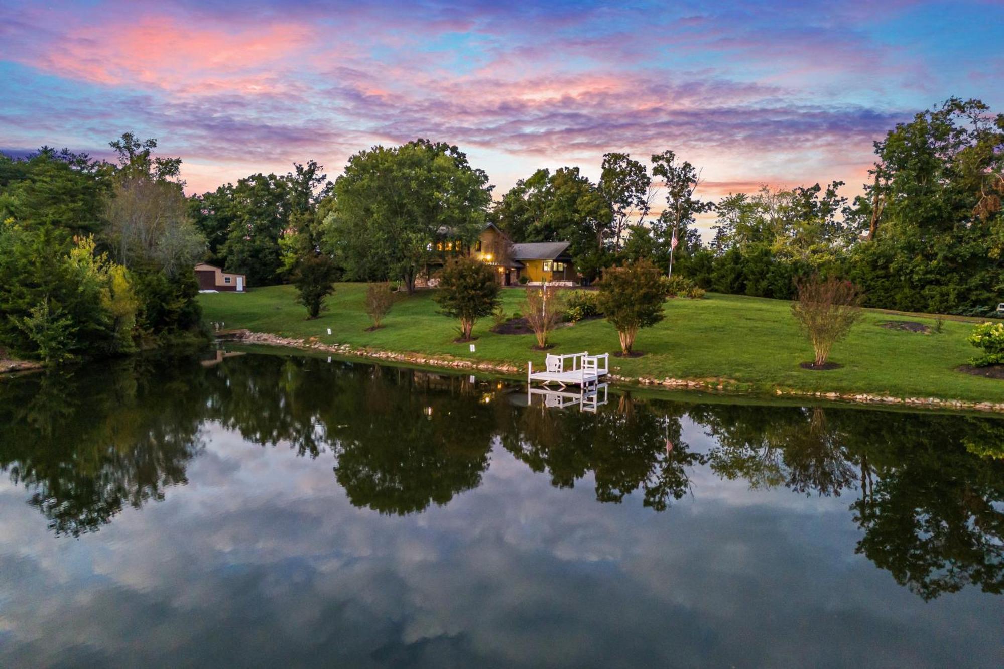 Haven On The Pond Villa Pigeon Forge Exterior foto