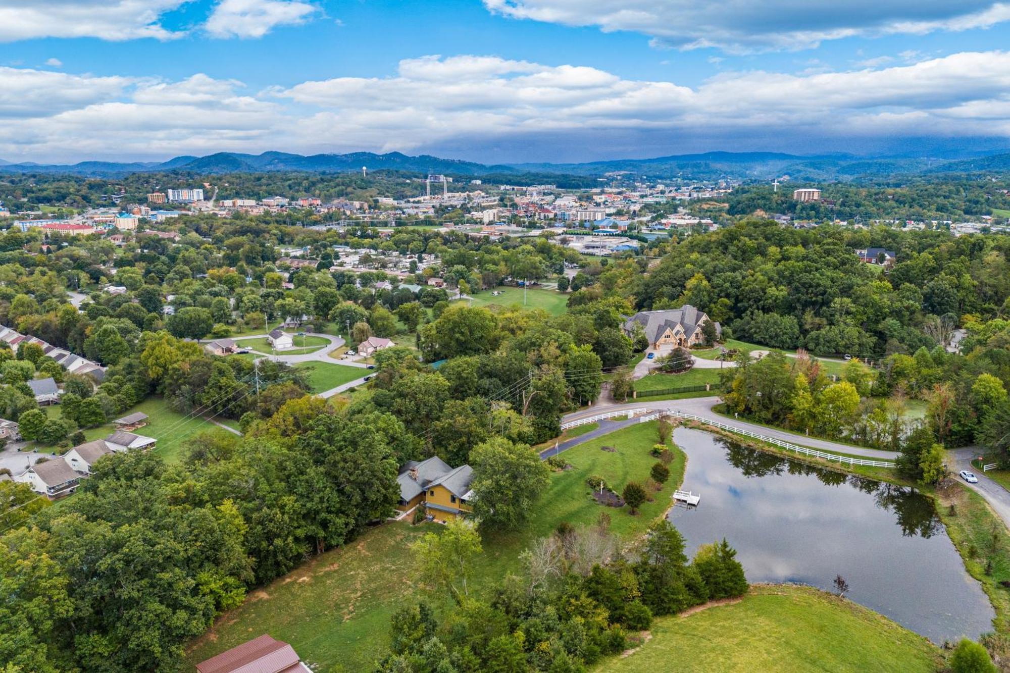 Haven On The Pond Villa Pigeon Forge Exterior foto
